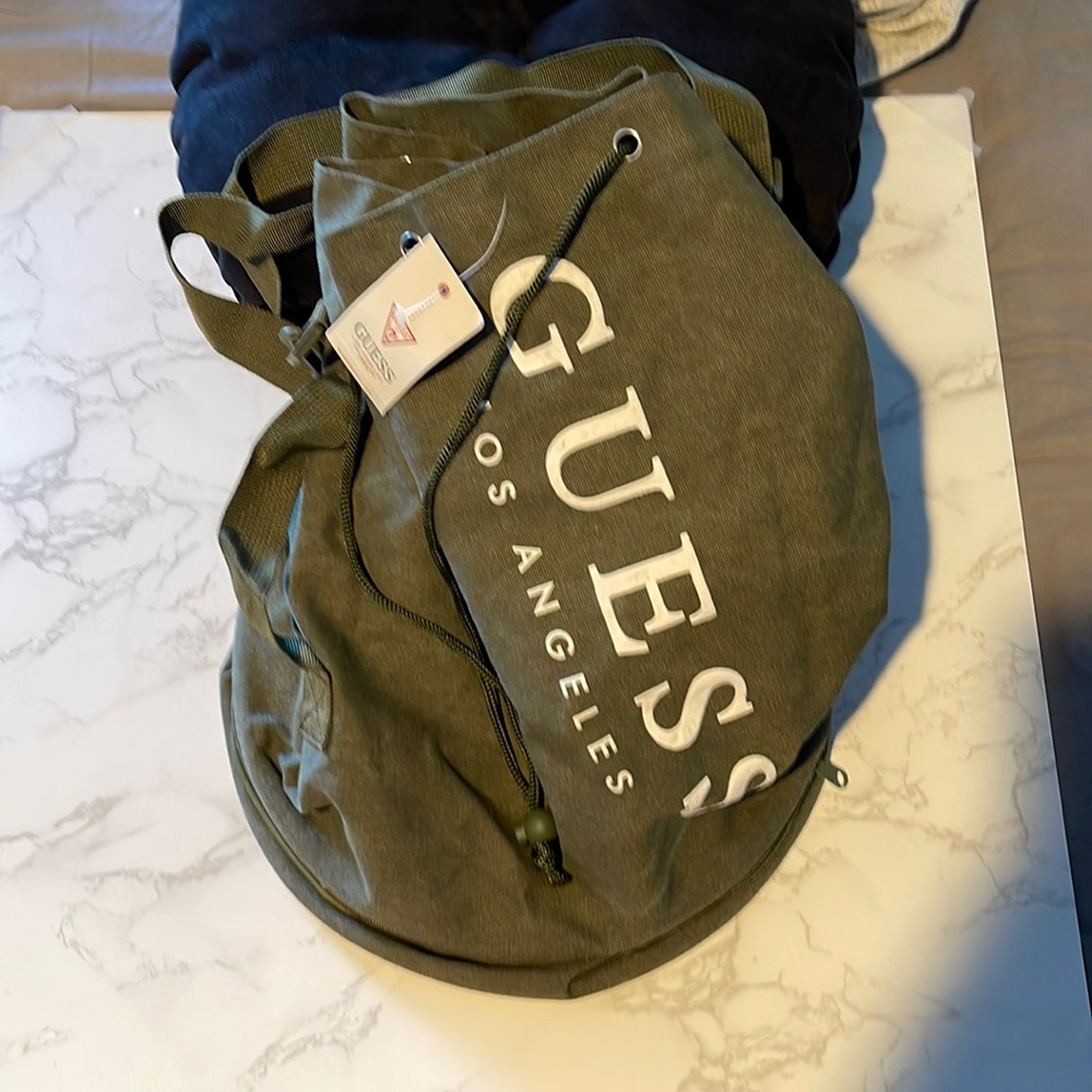 - Guess duffle travel bag